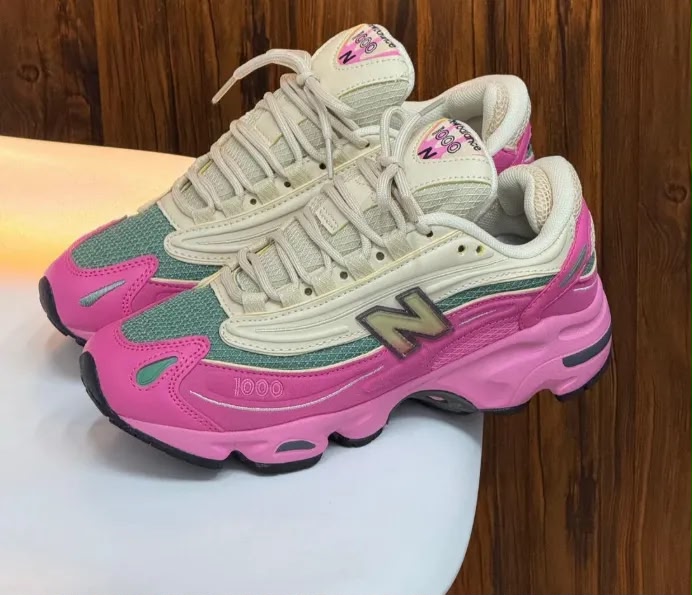 New Balance 1000 Pink