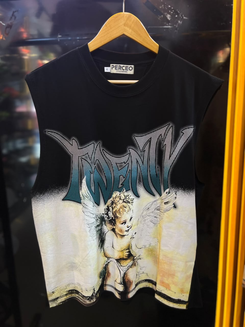 BVD Muscle Tee Negra con Blanco