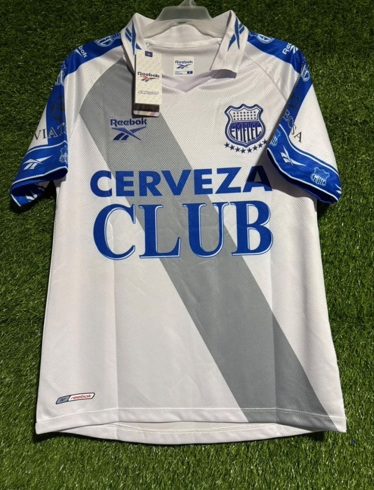 Camiseta alterna (visitante) del Club Sport Emelec