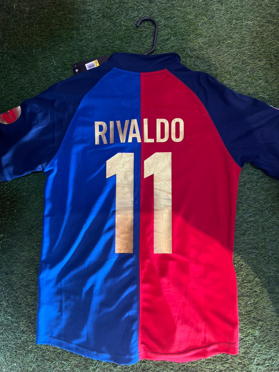 camiseta local del FC Edición Centenario