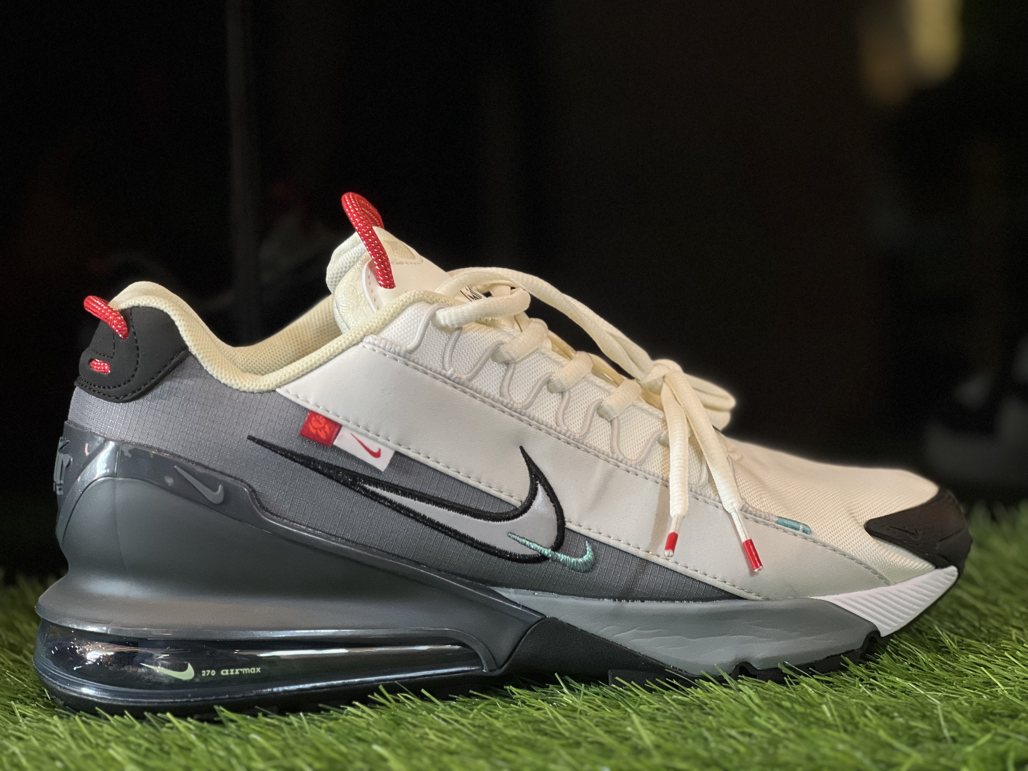 Nike Air Max Pulse Roam