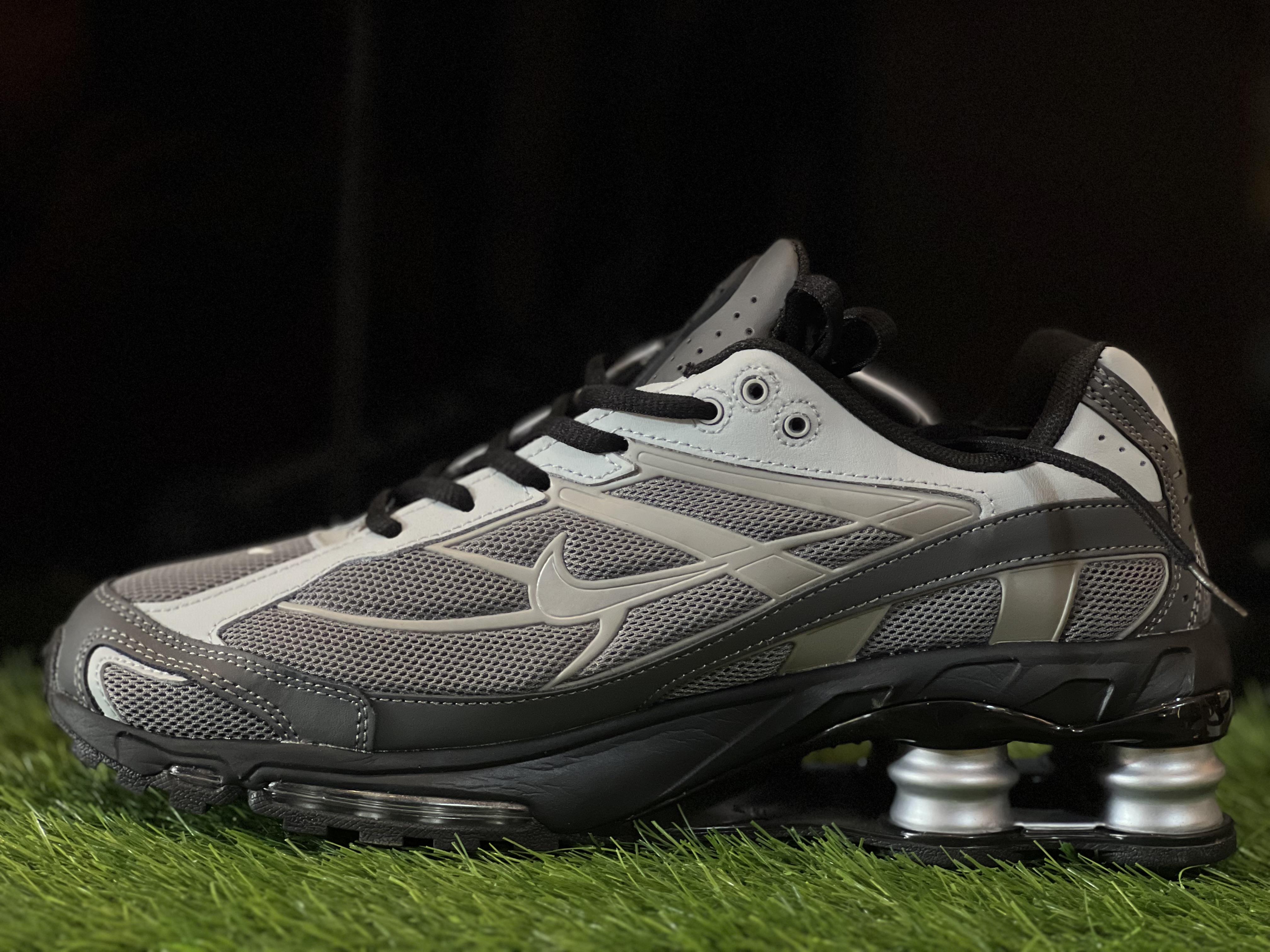 Nike Shox Ride 2 Supreme