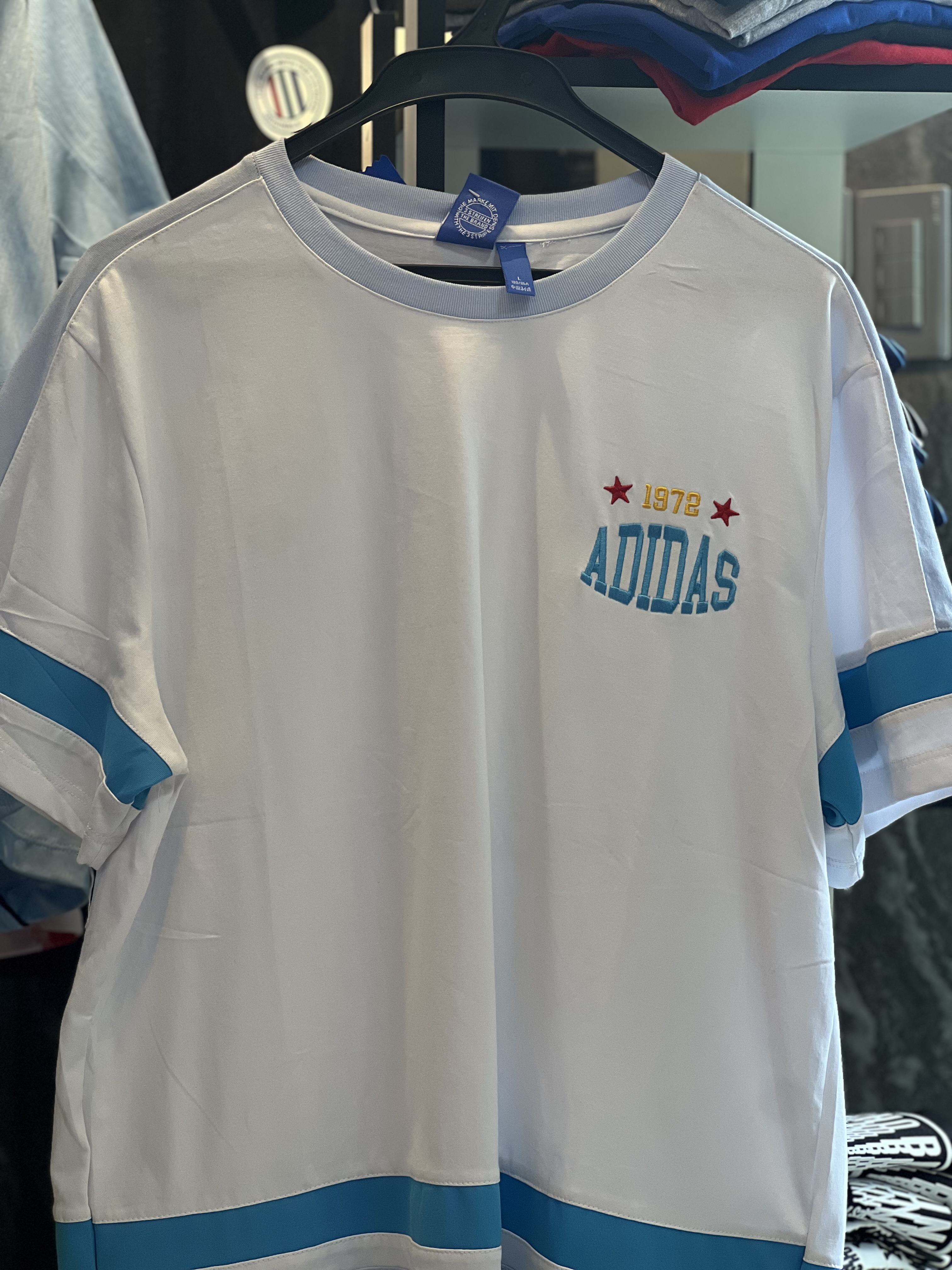 Camisa Adidas Blanco con Celeste